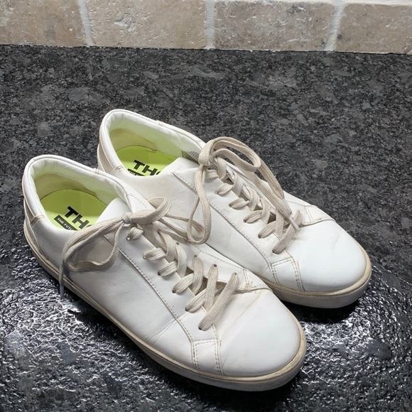 Thousand Fell mens sneaker 9 1/2 - Picture 1 of 8